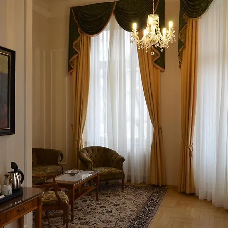 Bristol Palace ホテル 4*