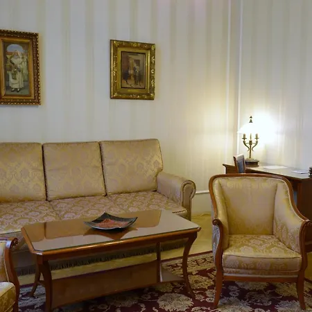 Bristol Palace ホテル 4*