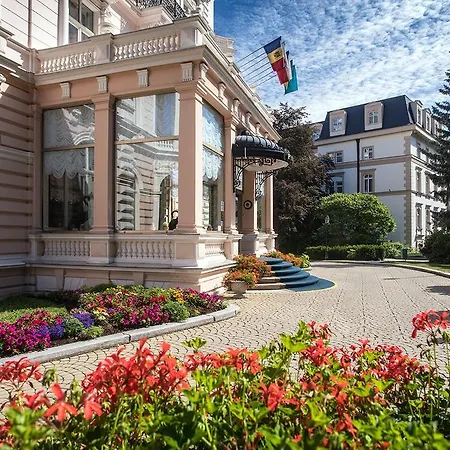 Bristol Palace ホテル カルロヴィ・ヴァリ